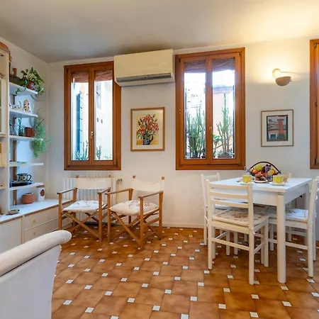 Ca' Marina Homely Apartment